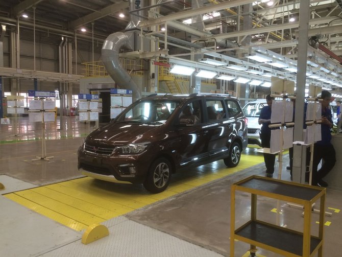peresmian pabrik wuling motors