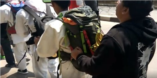 Kembalikan medali emas ke Presiden, atlet Paralimpik Jabar jalan kaki ke Jakarta