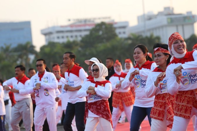 menko puan meriahkan pemecahan rekor tari poco poco