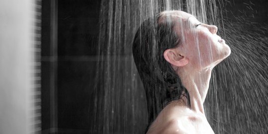 Jangan pernah langsung mandi setelah berolahraga!