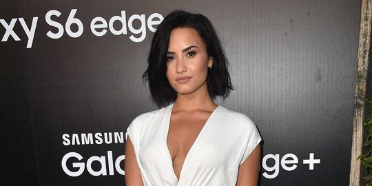 Surat cinta Demi Lovato untuk para fansnya