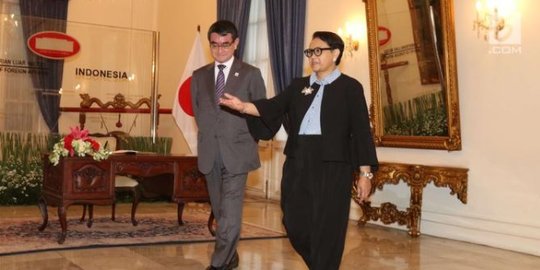 negeri jepang taro kono