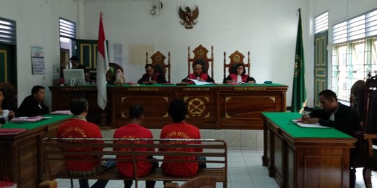 Divonis 8,5 tahun penjara karena edarkan sabu, AKP Heru menangis