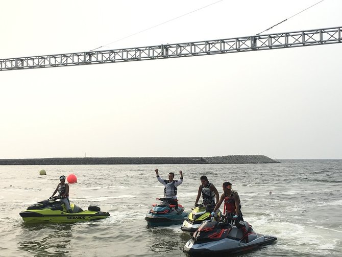 menpora imam nahrawi meninjau pelatnas jetski