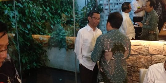 Ini kata Mahfud MD saat saksikan Jokowi deklarasi Ma'ruf Amin jadi cawapres