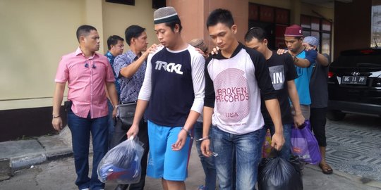 8 Pemasok narkoba asal Surabaya dilimpahkan ke Kejati Sumsel