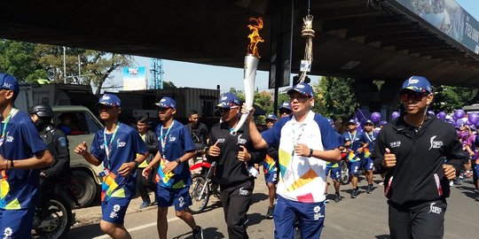Combiphar meriahkan pawai obor Asian Games di Bandung
