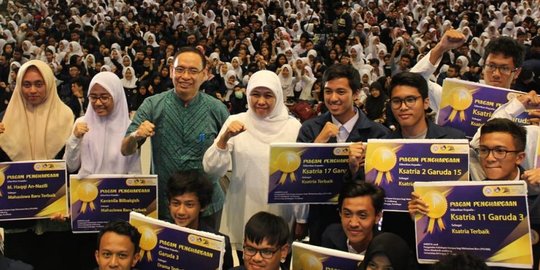 Khofifah meminta Unair menjadi lokomotif revolusi industri 4.0 di Indonesia