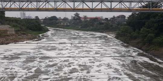 Kali Bekasi tercemar, PDAM stop suplai air bersih ke 51 ribu pelanggan