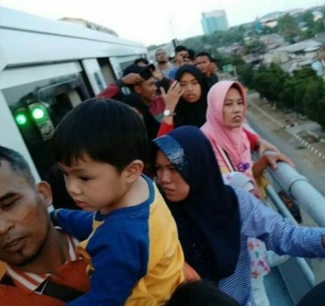 lrt palembang mogok lagi