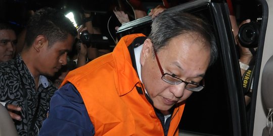 Made Oka sakit, sidang korupsi e-KTP ditunda