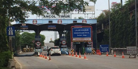 Batal ditutup  7 pintu  tol  diterapkan sistem buka tutup 