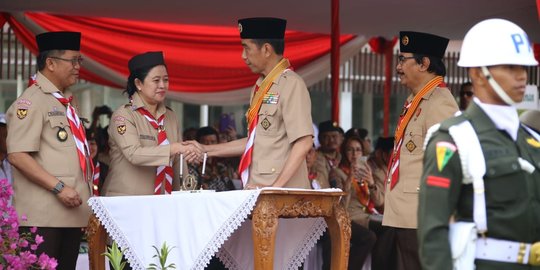 Menko Puan dampingi Jokowi saat upacara hari Pramuka