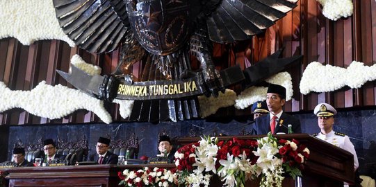 Saat pidato kenegaraan, Ketua MPR titip aspirasi emak-emak ke Jokowi