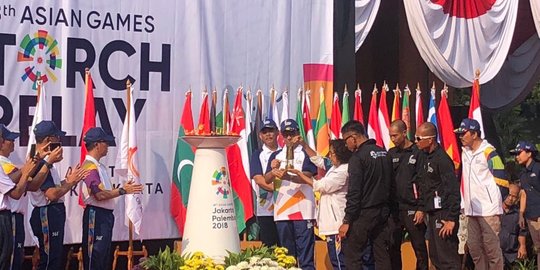 Anies lepas obor Asian Games yang akan diarak ke Kepulauan Seribu