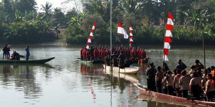 Masyarakat Adat Banakeling Di Cilacap Rayakan Hut Ri Ke 73