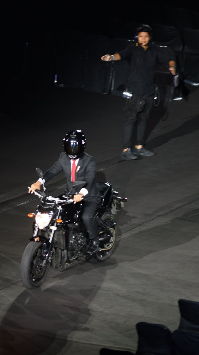 jokowi naik motor asian games 2018