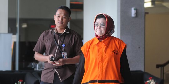 Mantan Bupati Subang Imas Aryumningsih dituntut 8 tahun penjara