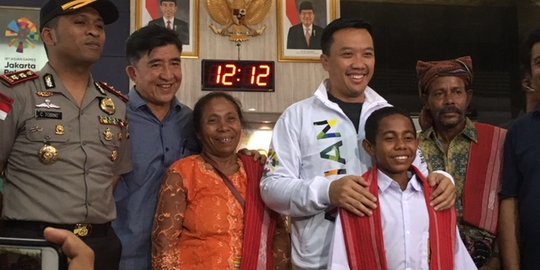 Pulang ke Belu, Joni bocah pemanjat tiang bendera disambut Gubernur NTT
