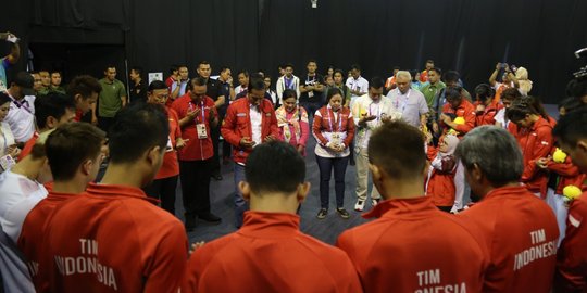 Ketika Menko Puan beri semangat tim bulutangkis putra di final Asian Games 2018