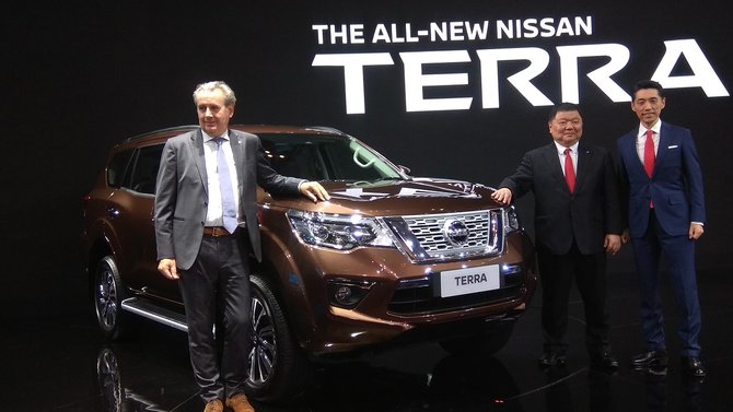 nissan terra meluncur di giias 2018