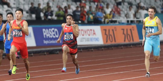 Aksi Zohri saat masuk semifinal di kualifikasi lari 100 meter