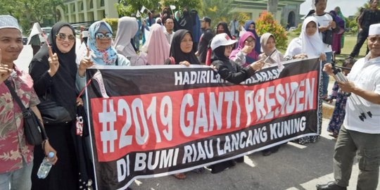 Ngabalin tegaskan Istana tak terganggu deklarasi gerakan #2019GantiPresiden