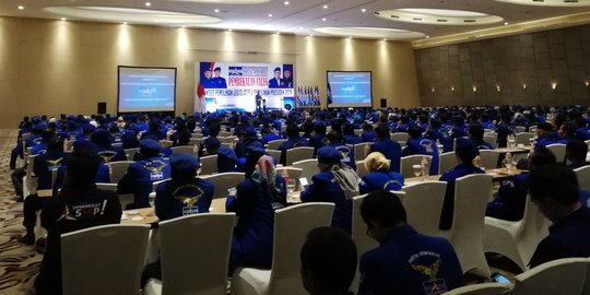 Pakai strategi urunan dan tandem, cara Demokrat Jabar tekan biaya caleg