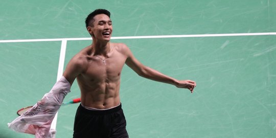 unggulan pertama shi yuqi