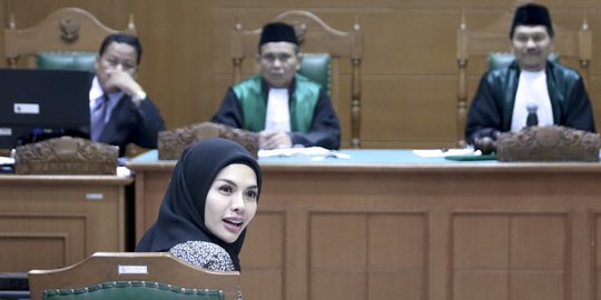 Nikita Mirzani jalani sidang isbat perceraiannya