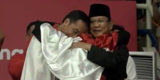 Pelukan Jokowi-Prabowo jadi oase penyejuk pertarungan Pilpres 2019