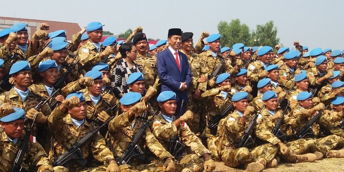 Jokowi Lepas Kontingen Garuda Untuk Misi Perdamaian Di Kongo & Lebanon ...