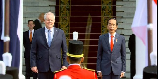 Jokowi terima kedatangan PM Australia di Istana Bogor
