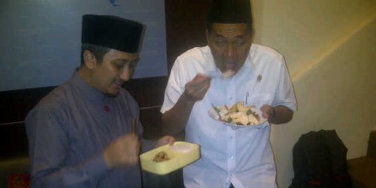 yusuf mansur rev1