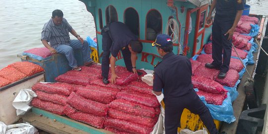 Polisi Dumai gagalkan penyelundupan bawang merah dari Malaysia