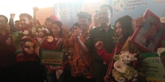 Atlet Asian Games asal Bali disambut meriah dan langsung diberi hadiah puluhan juta