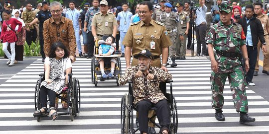 Resmikan pelican crossing, Anies bantu penyandang disabilitas menyeberang jalan