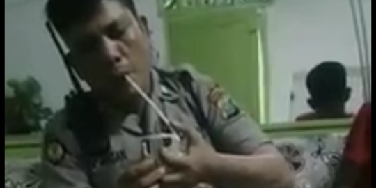 Satu lagi polisi di Medan terekam mengisap sabu