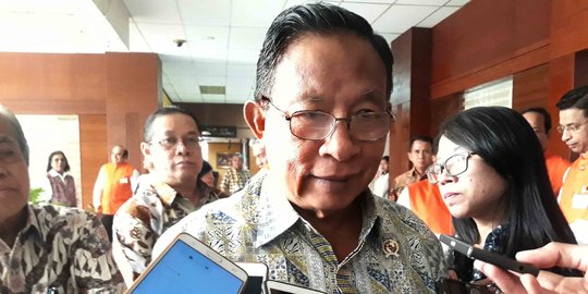 Blak-blakan Menko Darmin soal kelemahan ekonomi RI buat Rupiah melemah