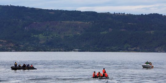 3 Pelajar SMP tewas tenggelam di Danau Toba