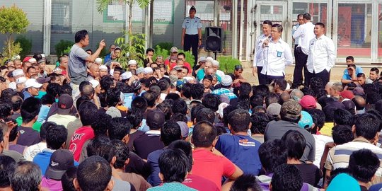 1.002 Napi Lapas Banjarbaru salat Dhuha berjemaah agar kembali ke jalan yang lurus