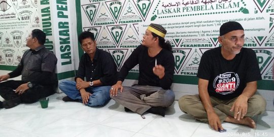 Tak ditahan, penghina Ustaz Abdul Somad pilih amankan diri di Krimsus Polda Riau