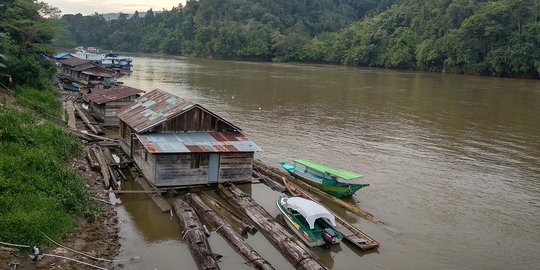 Jalan aspal dibangun, transportasi di Kabupaten Mahulu tak lagi lewat Sungai Mahakam