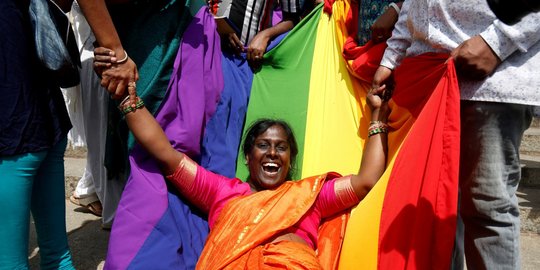 India cabut larangan LGBT