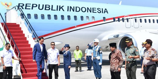 Kunjungi Vietnam, Presiden Jokowi pantau dampak aturan impor otomotif Indonesia