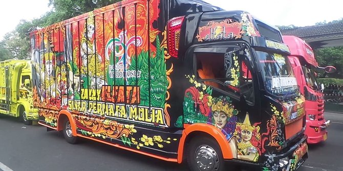 Jalanan Kota Yogyakarta dipenuhi truk  modifikasi merdeka com
