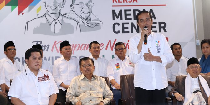  Erick  Thohir Ketua Timses Jokowi Djoko Santoso bilang 