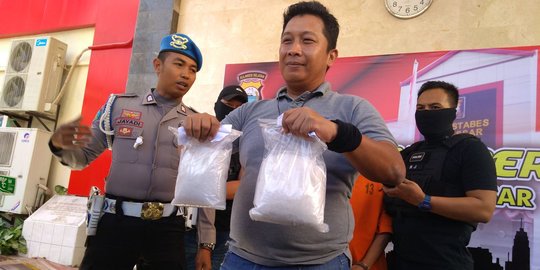 Sempat dikecoh kamar dihuni orang gila, tim Polrestabes Makassar temukan sabu 2 kg