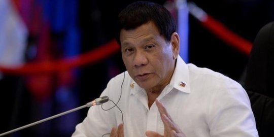 Duterte tuding Trump penyebab inflasi di Filipina