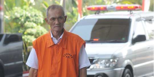 KPK periksa eks anggota DPRD Sumut Elezaro Duha